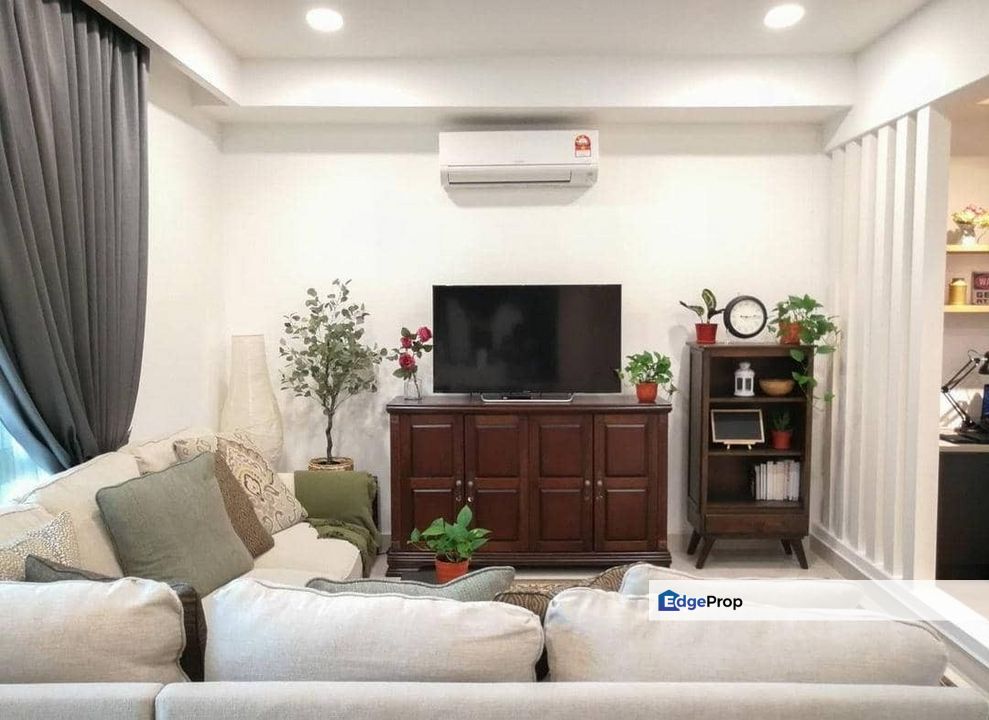 Renovated Unit Lake Point Residence Cyberjaya, Selangor, Cyberjaya