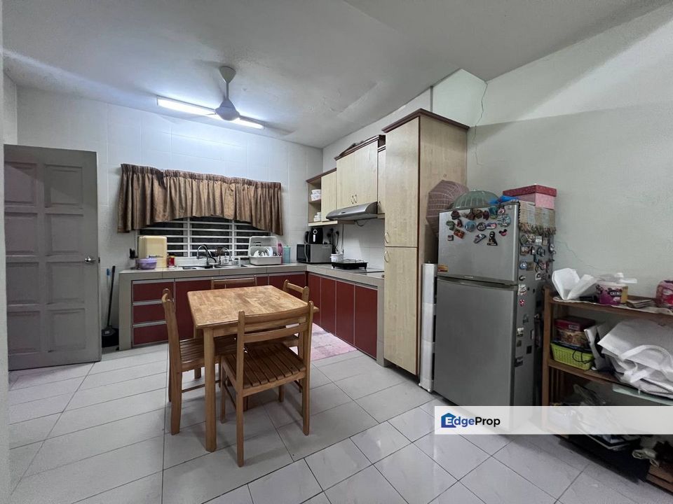 [Renovated & Extended] 2.5 Storey Terrace Kota Perdana Seri Kembangan, Selangor, Seri Kembangan