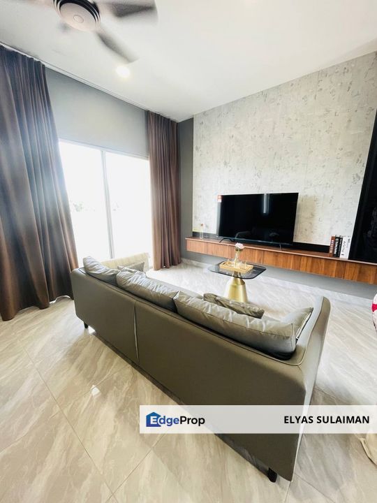 Landed Sky Villa Strata Alam Impian | 1,475 sqft 3 Bedrooms 2 Bathrooms | 2 Parking, Gated Guarded, Selangor, Sepang