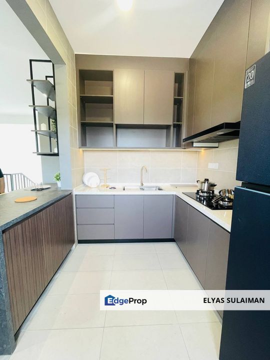 Landed Sky Villa Strata Alam Impian | 1,475 sqft 3 Bedrooms 2 Bathrooms | 2 Parking, Gated Guarded, Selangor, Sepang