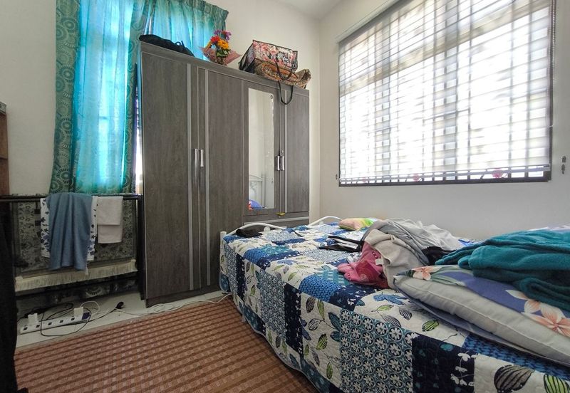 Dahlia Court Apartment