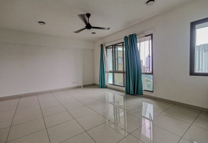 Lake Point Residence