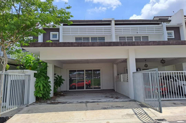 NILAI IMPIAN (LAMAN AZALEA)