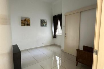 NILAI IMPIAN (LAMAN AZALEA)