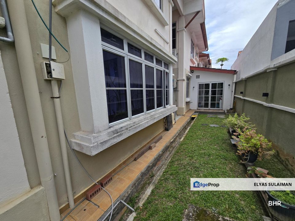 Bandar Seri Putra, bangi | 2 Storey Link Bungalow | Gated Guarded, Renovated, Selangor, Bangi