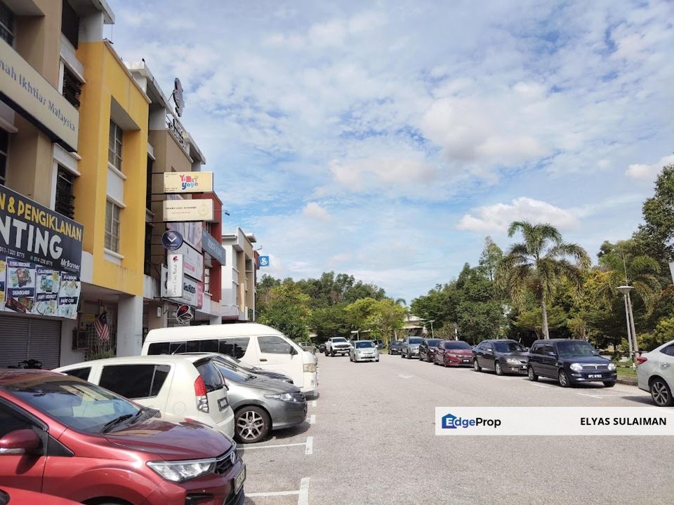 Kepayang Commerce Square, Seremban | 3 Storey Shoplot, 2 Units Adjacent | Tenanted 6.3% Rental yield, Negeri Sembilan, Seremban