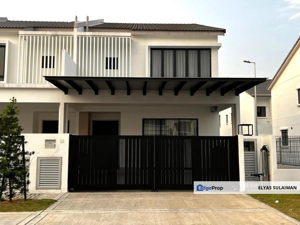 Sejati Lakeside, Cyberjaya | End Lot 2 Storey Superlink | Fully Renovated, Minimalist Design, Selangor, Cyberjaya