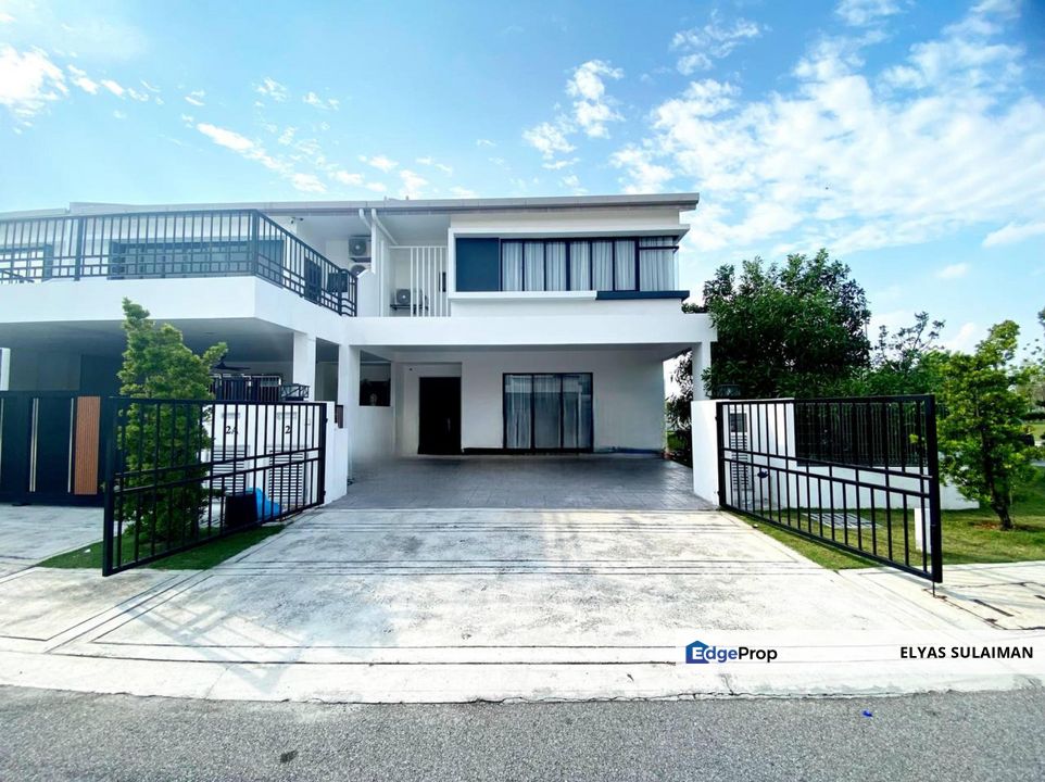 Sejati Lakeside 2, Cyberjaya | Corner Lot Superlink 5 Bedrooms | Huge Land Area, Selangor, Cyberjaya