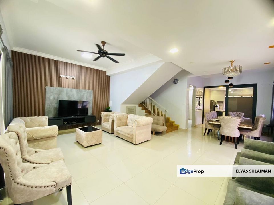 Ceria Residence, Cyberjaya | Corner Lot Link House | Fully Renovated, Fully Furnished, Extra Land, Selangor, Cyberjaya