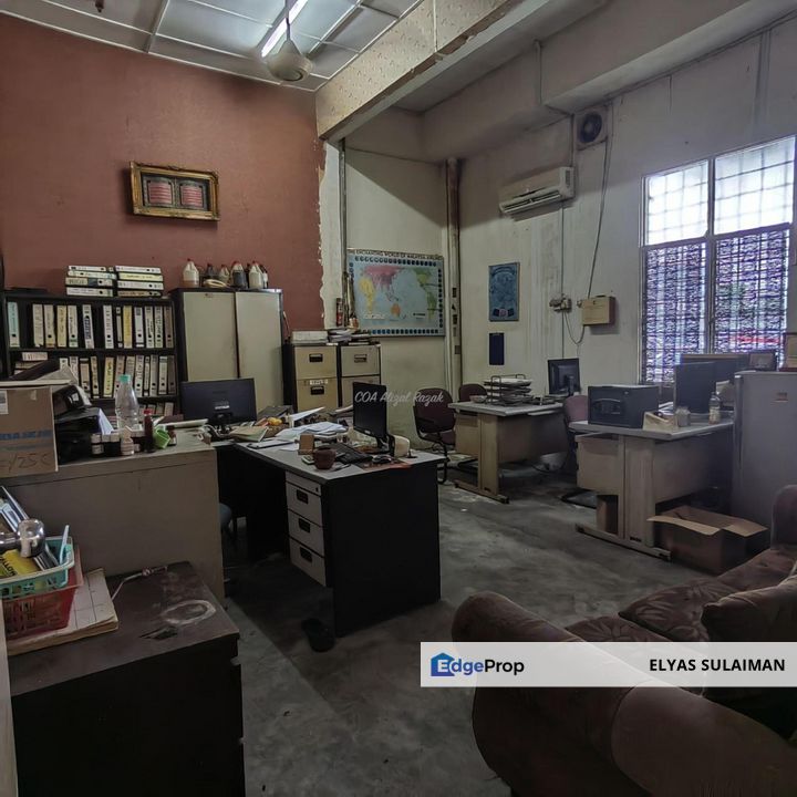 Seksyen 9, Bandar Baru Bangi | 1 Storey Terrace Shop Lot | Saiz 25x60, Selangor, Bangi