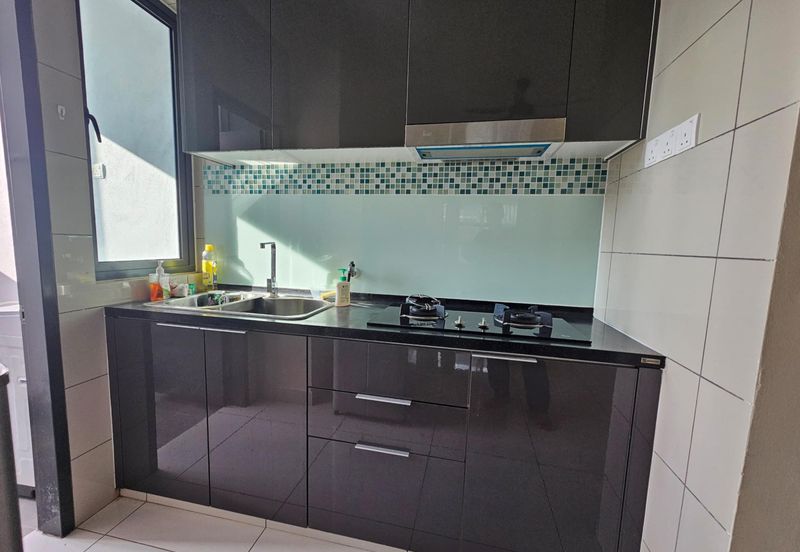 Aura Residence @ Precint 8