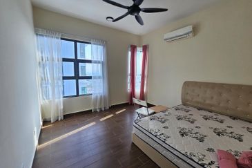 Aura Residence @ Precint 8