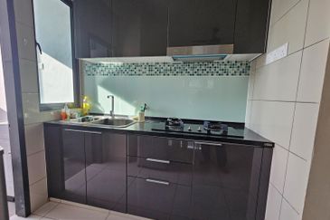 Aura Residence @ Precint 8