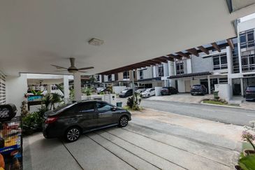 Duta Villa, Presint 14