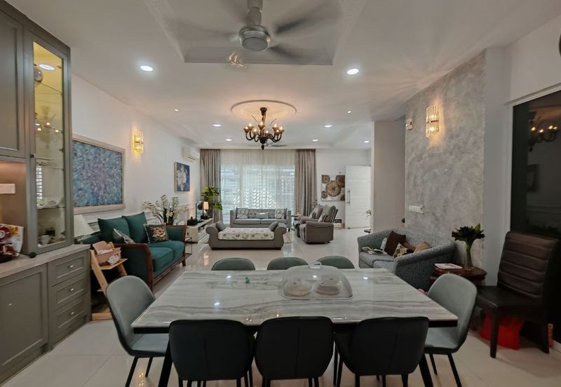 Duta Villa, Presint 14