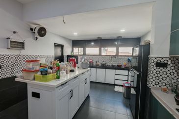 Duta Villa, Presint 14