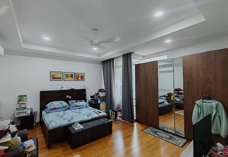 Duta Villa, Presint 14