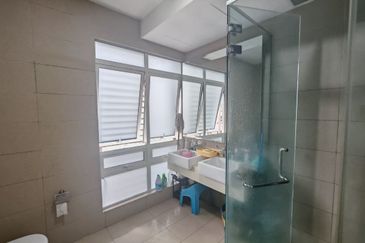 Duta Villa, Presint 14