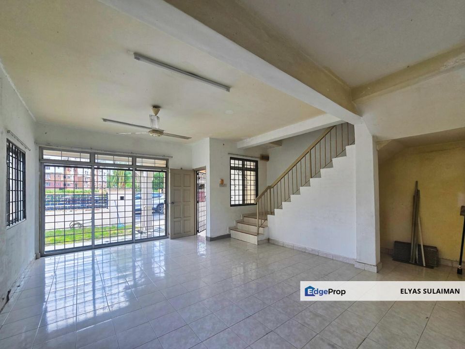 Bandar Seri Putra, Bangi | End Lot 2 Storey Terrace House | Land area 1,872sqft, Selangor, Bangi