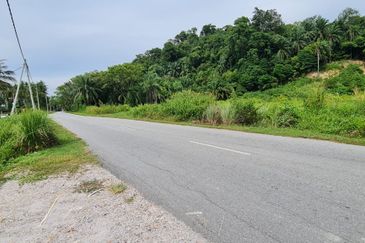 Tanah Freehold Non Bumi 1.78ek Sasaran, Mukim Jeram Zon Perumahan