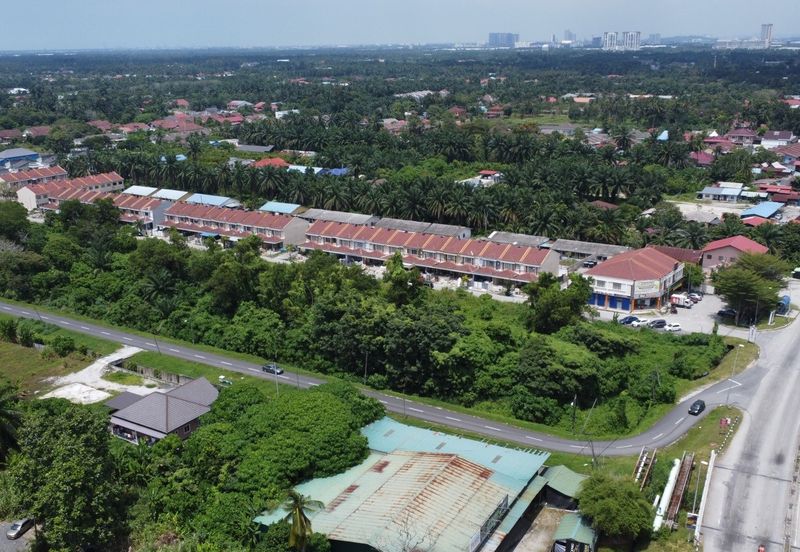 Tanah 5 ekar tepi jalan besar Sijangkang , Telok Panglima Garang