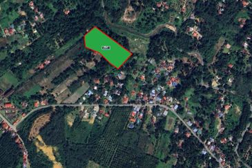 Dusun durian 4.1ekar plus rezab sungai 1 ekar Sedim , Kulim ,  Kedah