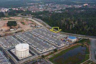 TAMAN REDANI FASA 1 (B)