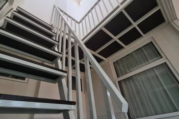 TAMAN REDANI FASA 1 (B)