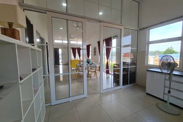 TAMAN REDANI FASA 1 (B)