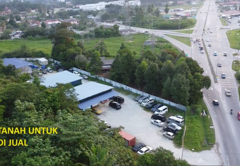 DENGKIL KAJANG 0.9 ACRE LAND PREMIUM LAND AND COMMERCIAL ZONE FOR SALE