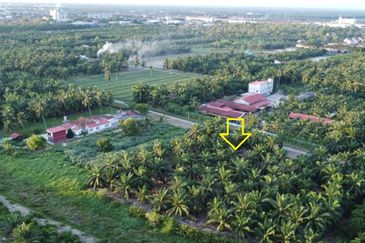 Tanah cantik 1 ekar Non Bumi Bandar Kuala Selangor