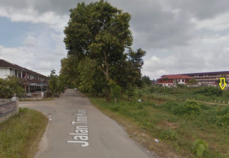 TANAH LOT BANGLO Geran Individu di TANAH MERAH , KELANTAN