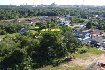 Lot Banglo Freehold 5080kps di Kampung Paya , Lukut Port Dickson