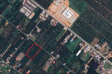 TANJUNG KARANG , KUALA SELANGOR TANAH 5 EKAR FREEHOLD DEKAT HOSPITAL TG KARANG FOR SALE