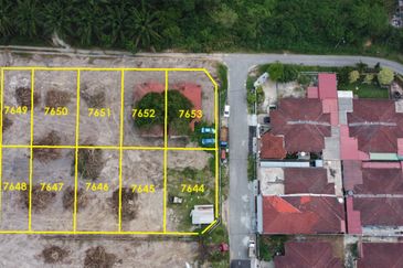 Lot Banglo Leasehold open Mahsan Bahau