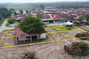 Lot Banglo Leasehold open Mahsan Bahau