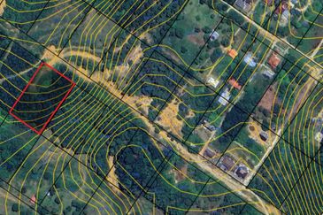 Tanah Non Bumi seluas 1.43 ekar di Belakang Kg Bukit Kapar sebelah Puncak Alam 
