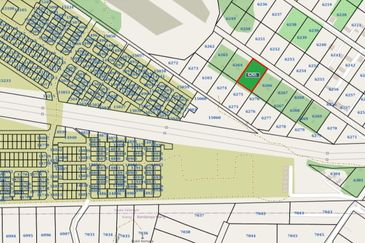 Tanah Non Bumi seluas 1.43 ekar di Belakang Kg Bukit Kapar sebelah Puncak Alam 