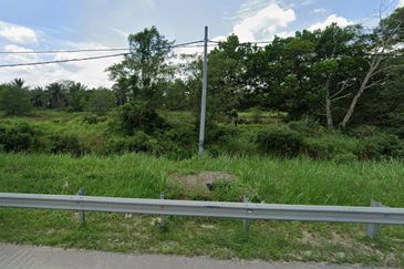 Golden Opportunity in Pekan Ijok – 1 Acre Industrial Zone Land!