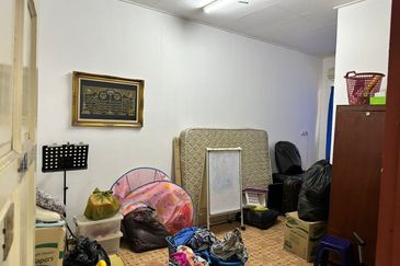 Banglo setingkat  9875kps Tmn Hidayat , Machang                                                                                                  