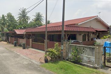 LUNAS KULIM RUMAH SEMI D SETINGKAT FREEHOLD RENO FOR SALE