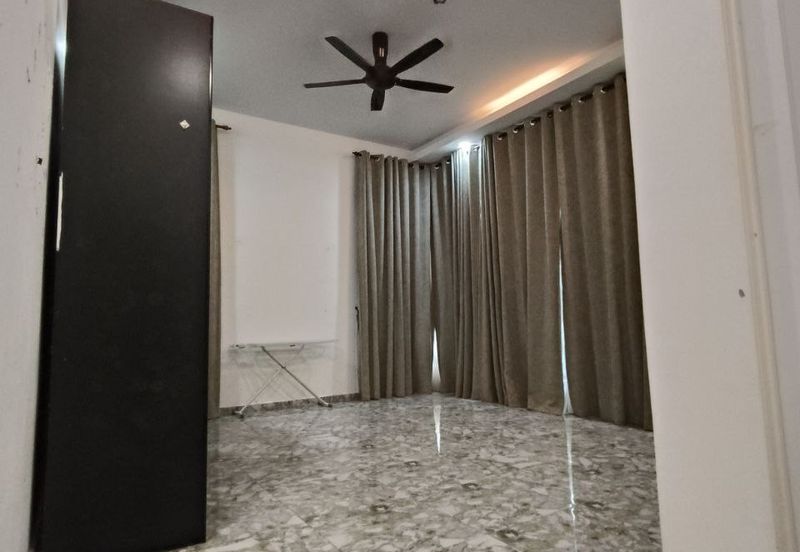 College Heights Garden Resort