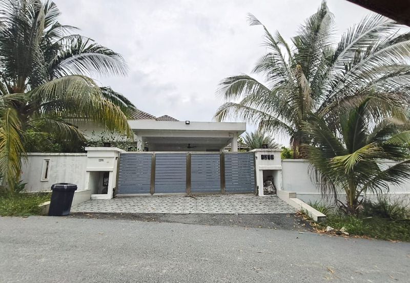 College Heights Garden Resort