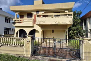 2 Tingkat Bungalow at Chendering