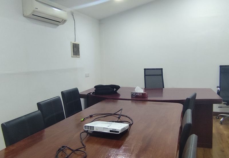 Semi Detached 1.5 Storey Factory Warehouse Renovated, Seksyen 9 IKS Bandar Baru Bangi