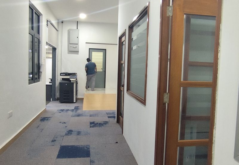 Semi Detached 1.5 Storey Factory Warehouse Renovated, Seksyen 9 IKS Bandar Baru Bangi