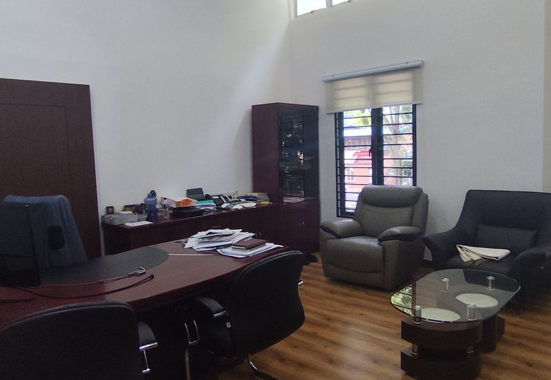 Semi Detached 1.5 Storey Factory Warehouse Renovated, Seksyen 9 IKS Bandar Baru Bangi