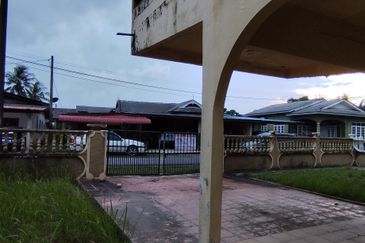 2 Tingkat Bungalow at Chendering