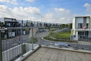 Casa Wood, CyberSouth