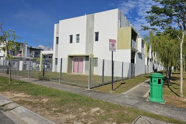 Casa Wood, CyberSouth